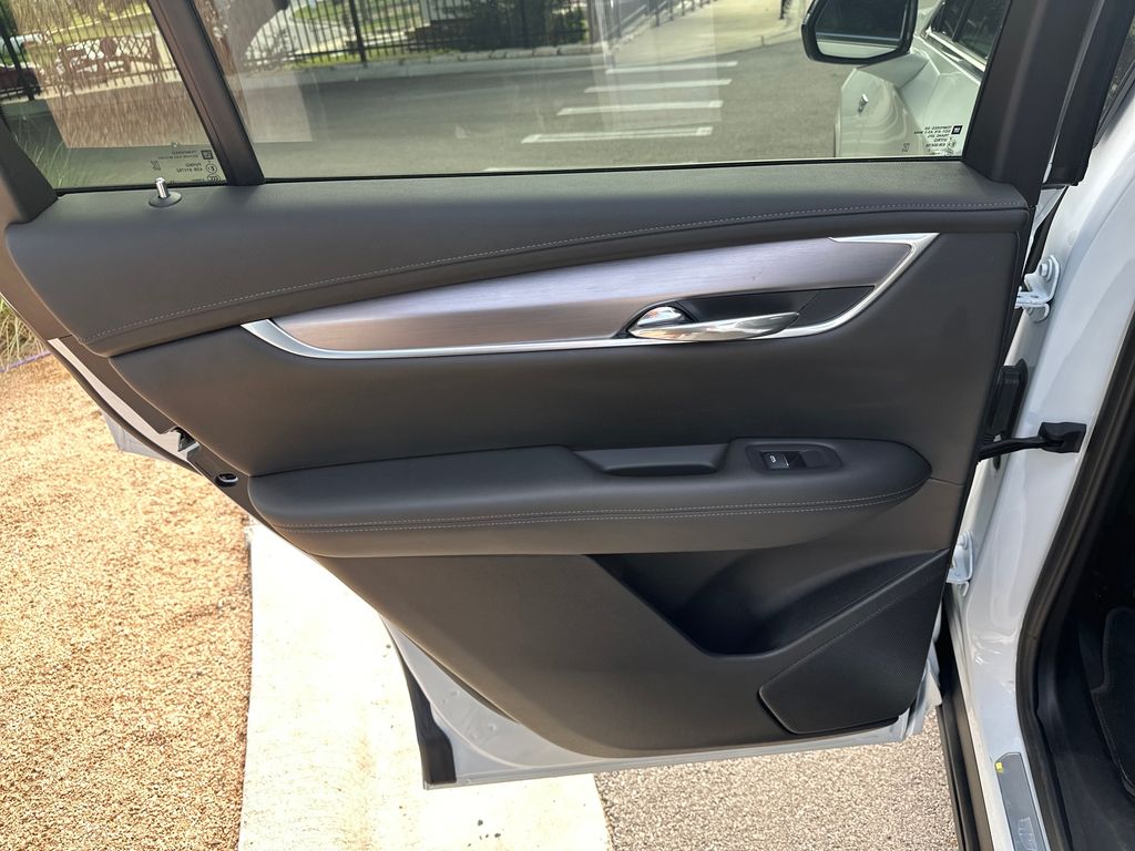 Used Car 2025 Cadillac Xt6  Luxury For Sale Under $50,000 In Austin, Texas