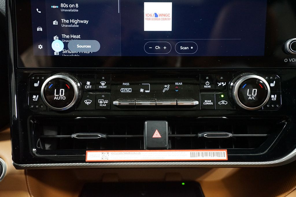 Thumbnail: 2026 Toyota Highlander - 22