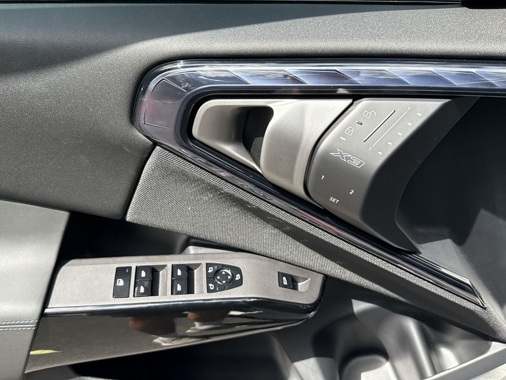 Thumbnail: 2026 BMW X3 - 13