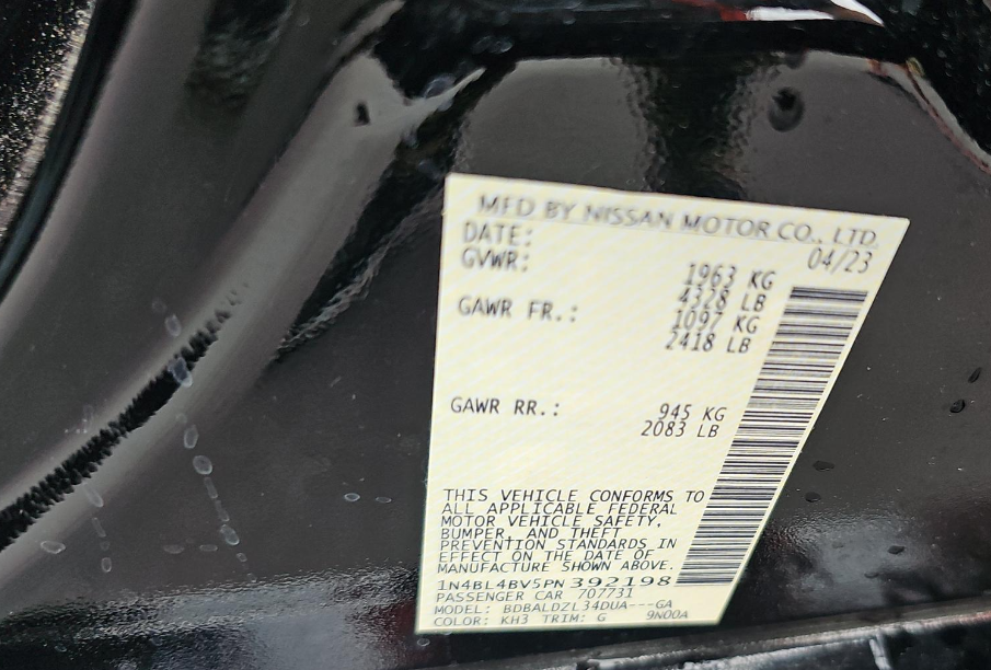 Used 2023 Black Nissan 2.5 S image 22