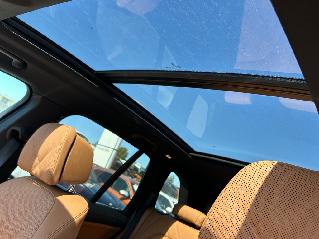 Thumbnail: 2026 BMW X5 - 16