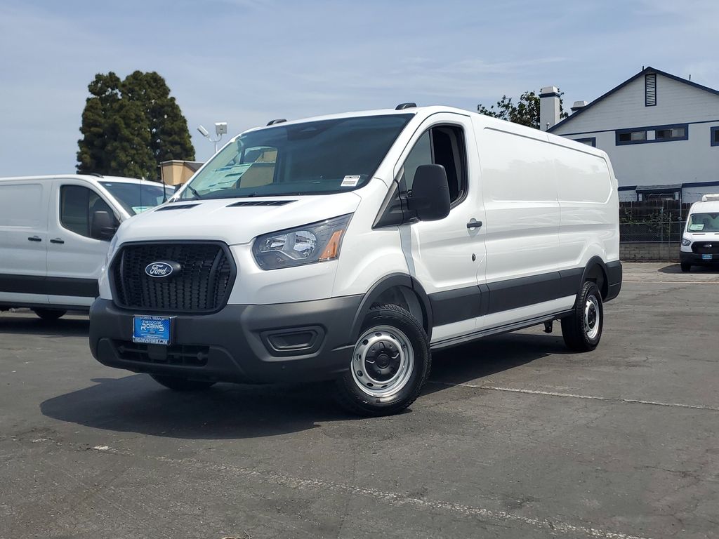 View vehicle photo 2