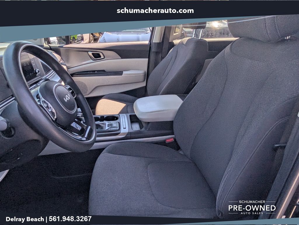 used 2023 Kia Carnival car, priced at $20,888