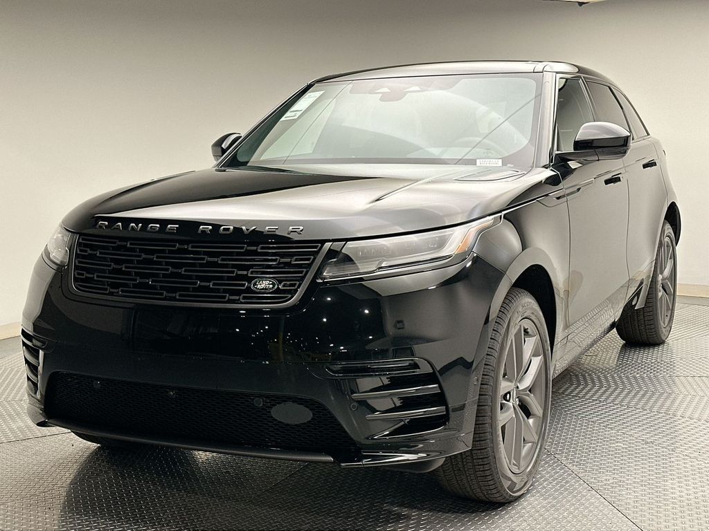 2026 Land Rover Range Rover Velar Dynamic SE -
                Paramus, NJ