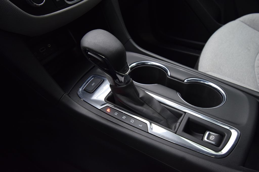 used 2023 Chevrolet Equinox car, priced at $17,200