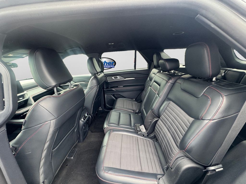 2025 Ford Explorer ST-Line Gray at Luther Ford