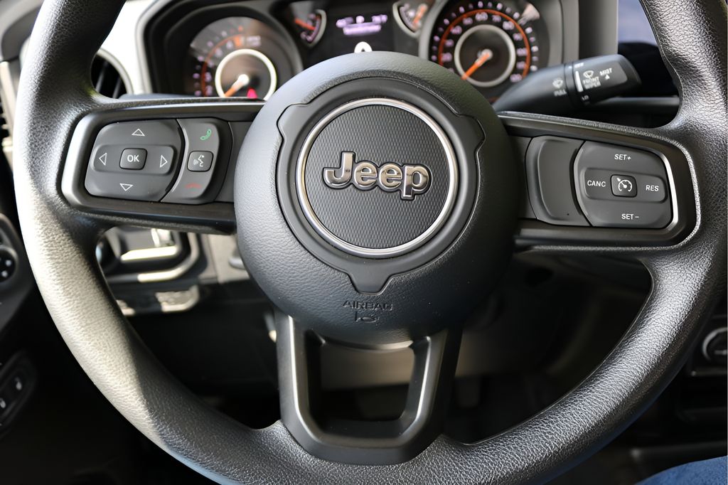Used Car 2024 Jeep Gladiator  Sport For Sale Under $40,000 In Austin, Texas