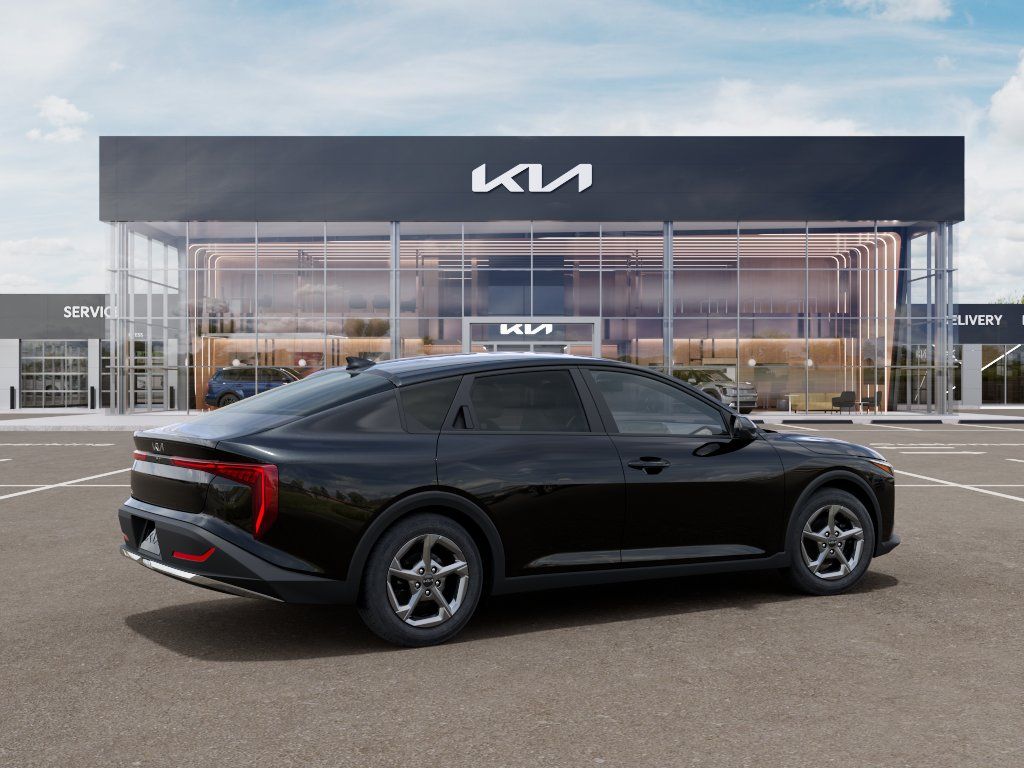 New 2026 Aurora Black Pearl Kia LXS image 5