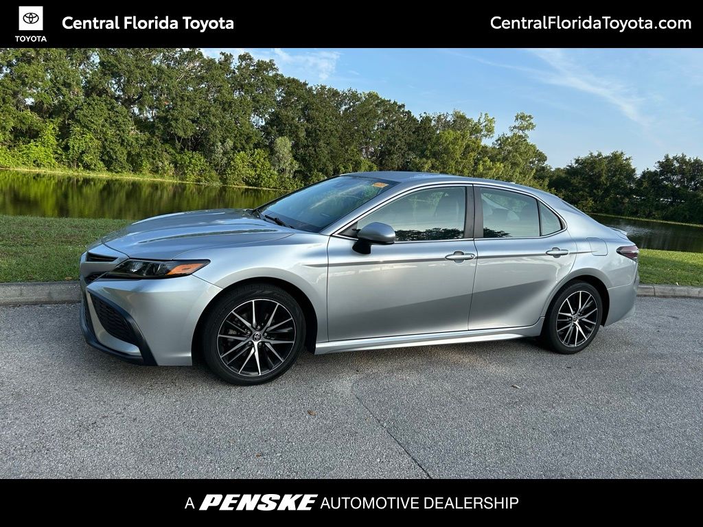 2021 Toyota Camry SE -
                  Orlando, FL