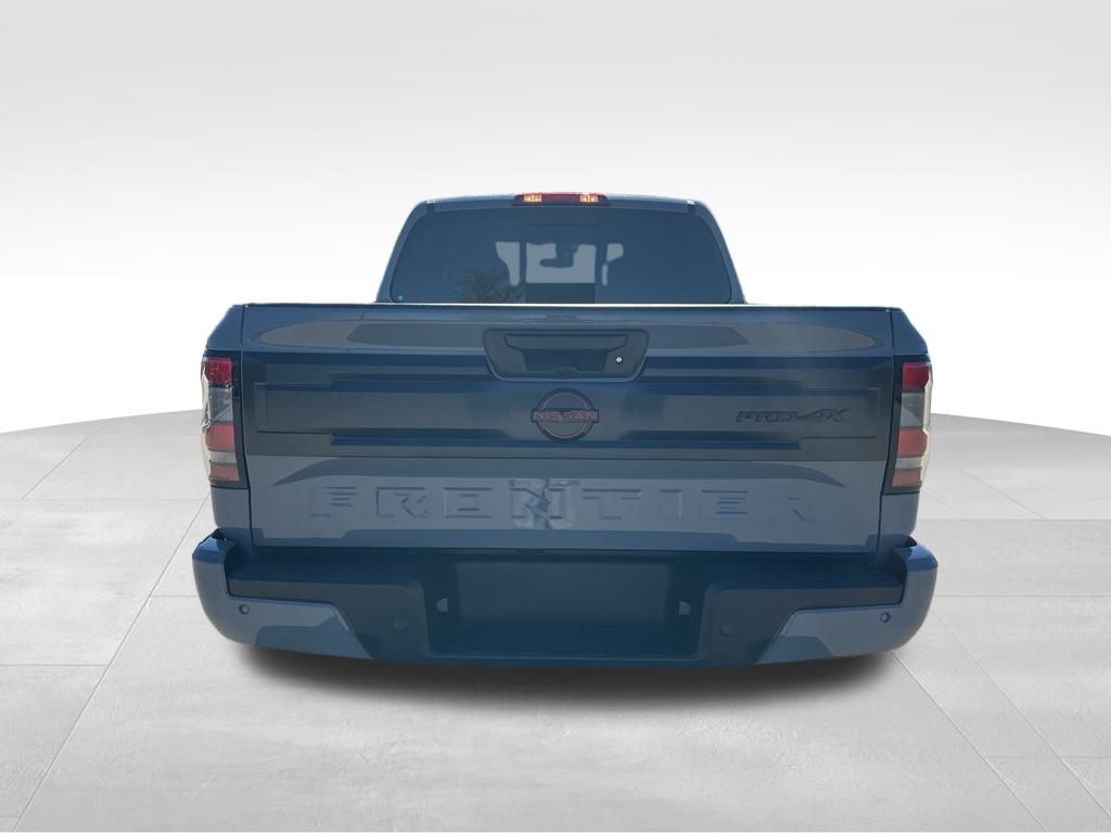2025 Boulder Gray Pearl Nissan Frontier PRO-4X 4X4 Truck