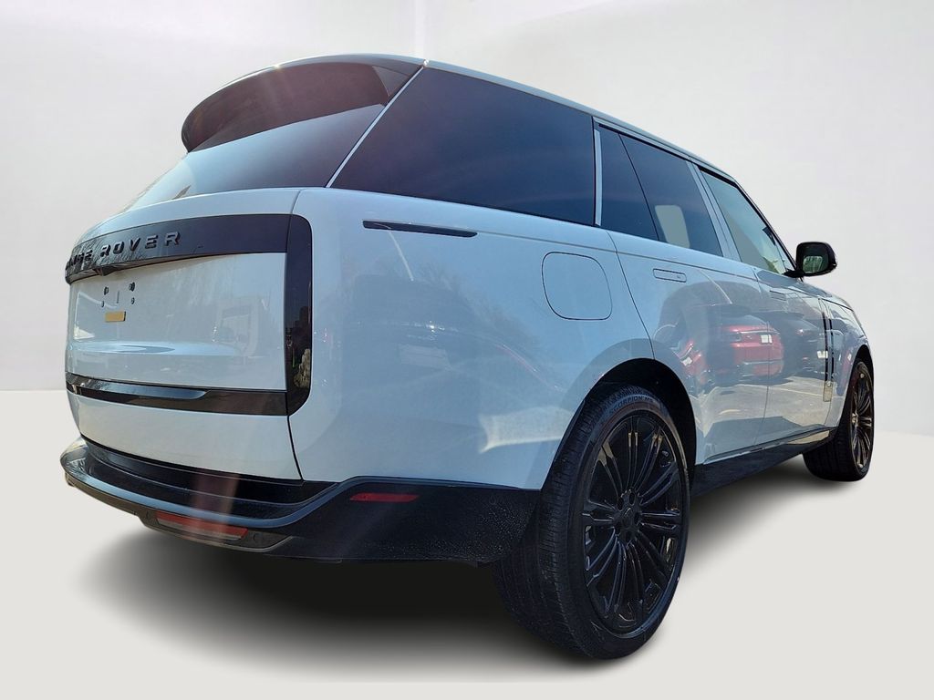Thumbnail: 2026 Land Rover Range Rover - 3