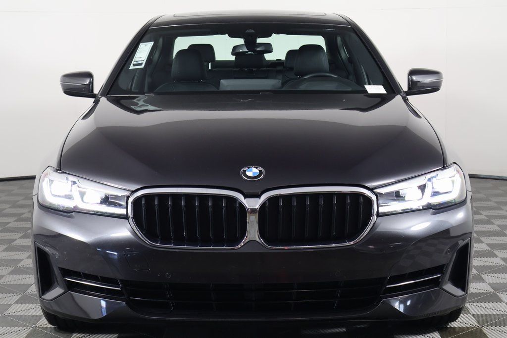 Thumbnail: 2023 BMW 5 Series - 2