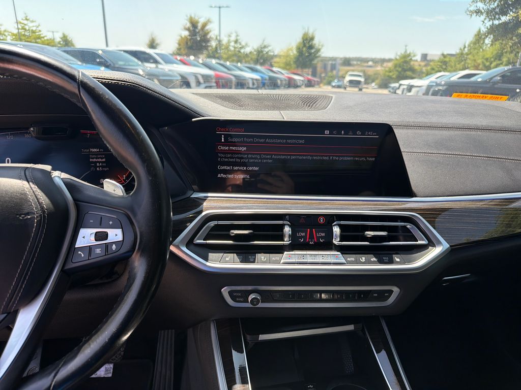 Used 2019 Gray BMW xDrive40i image 25