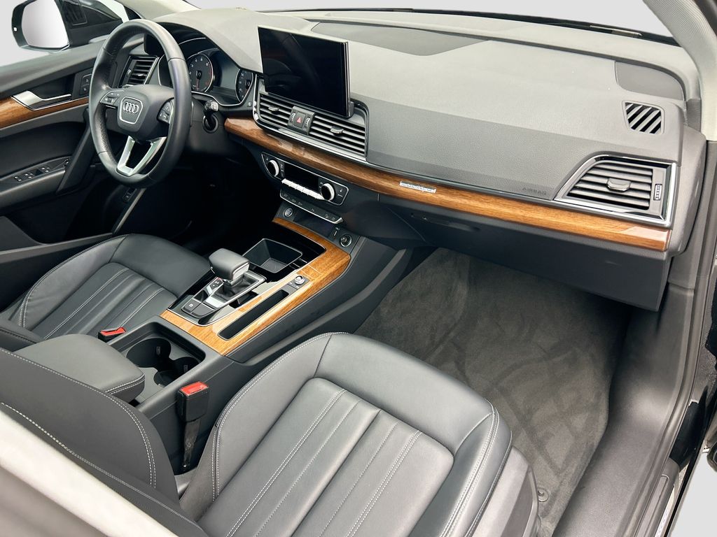 Thumbnail: 2023 Audi Q5 - 15