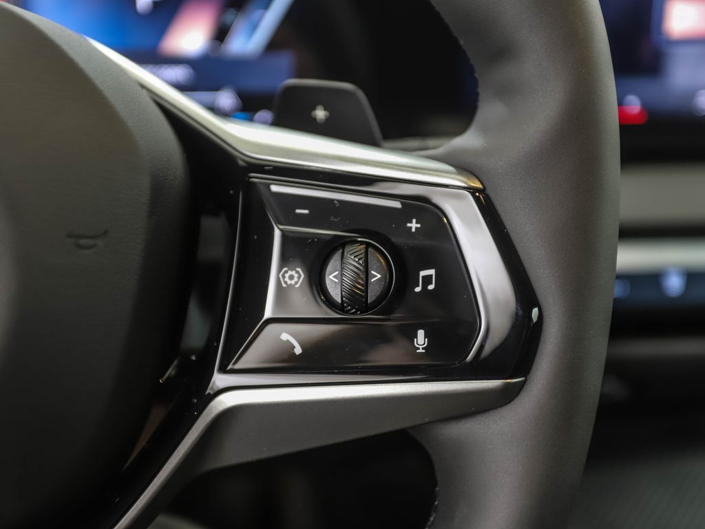 Thumbnail: 2026 BMW X3 - 13