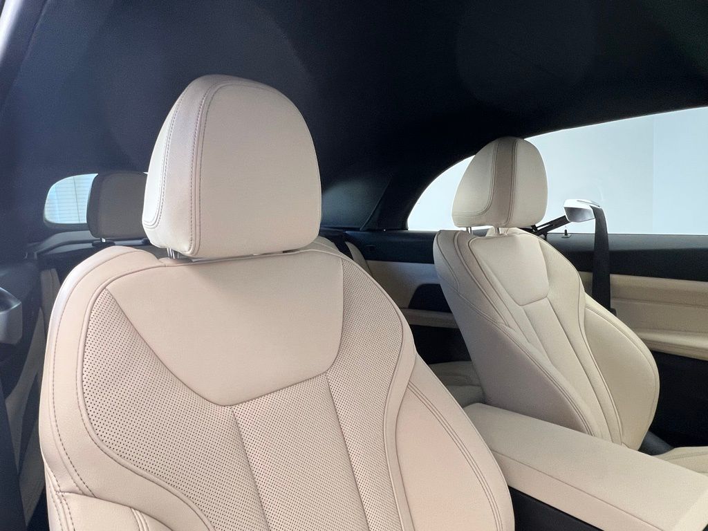 Thumbnail: 2026 BMW 4 Series - 11