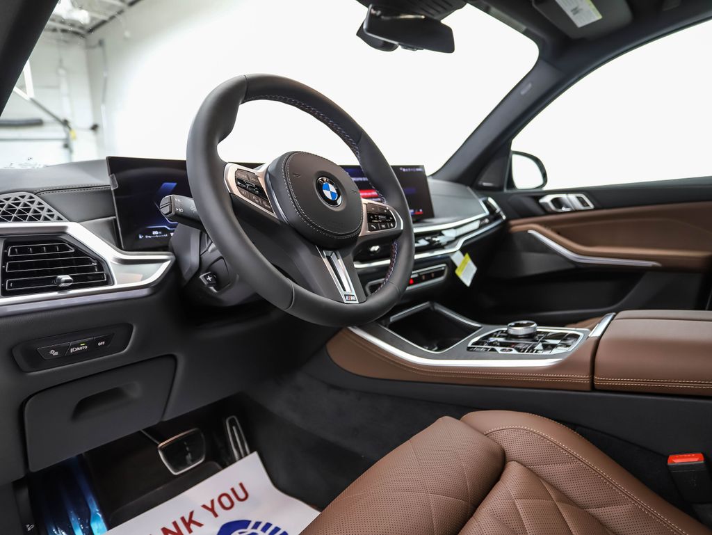 2025 BMW X5 M60i 9