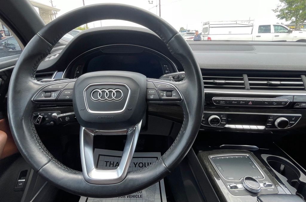 2018 Audi Q7 3.0T Prestige Black at Autostrade