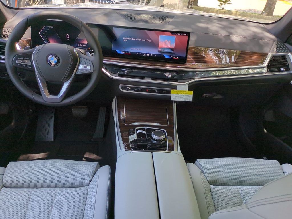 New 2026 White BMW xDrive40i image 15