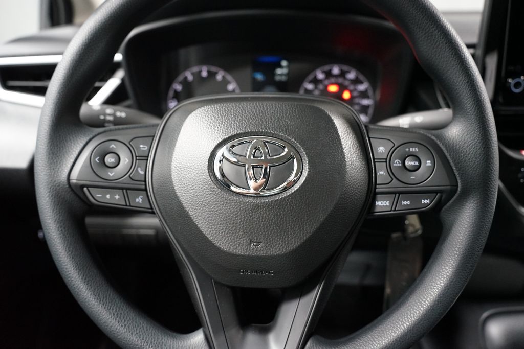 Thumbnail: 2025 Toyota Corolla - 12