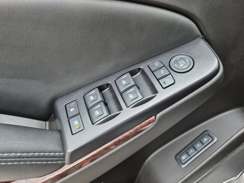 Used Car 2017 Gmc Yukon Xl  Slt For Sale Under $25,000 In Austin, Texas