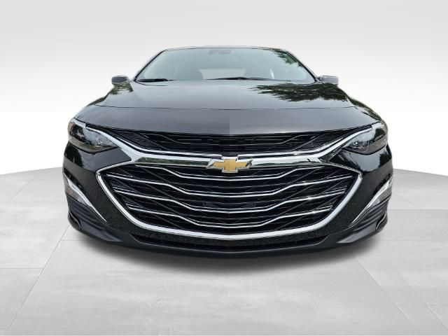 2025 Chevrolet Malibu LS 8