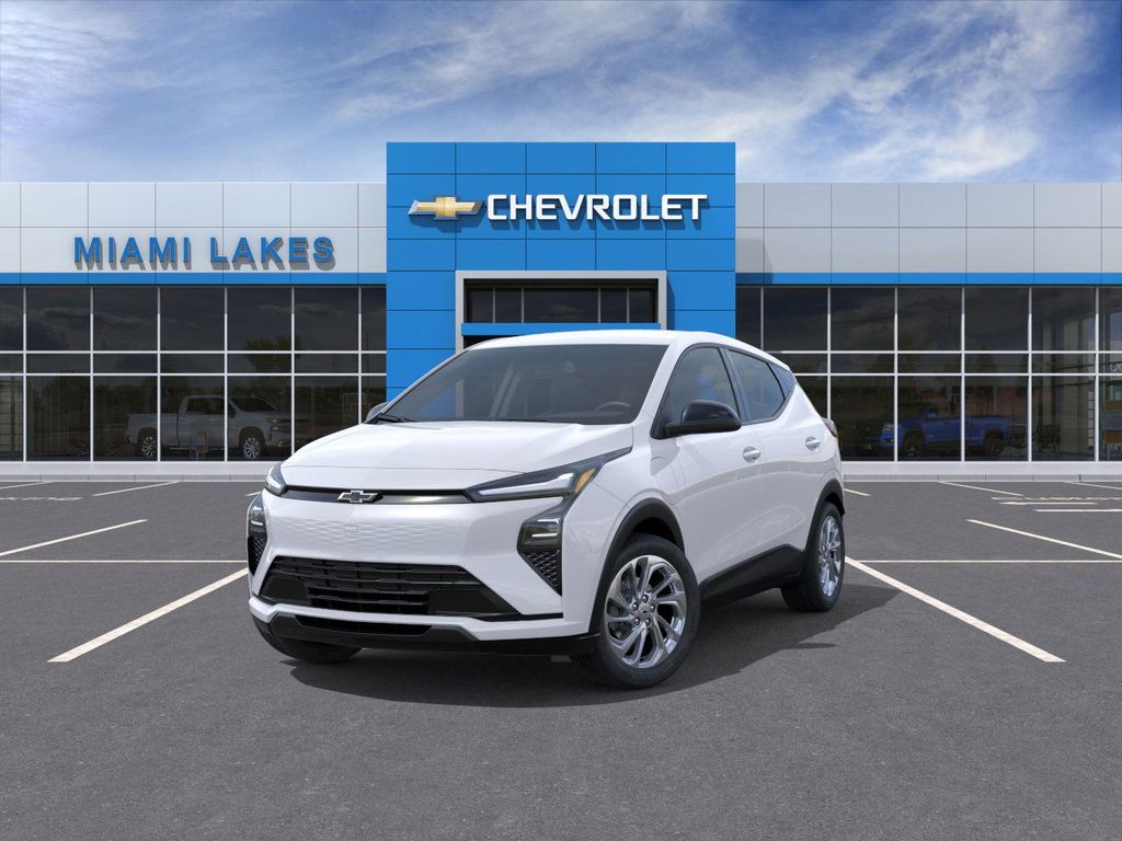 New 2027 Summit White Chevrolet LT image 8