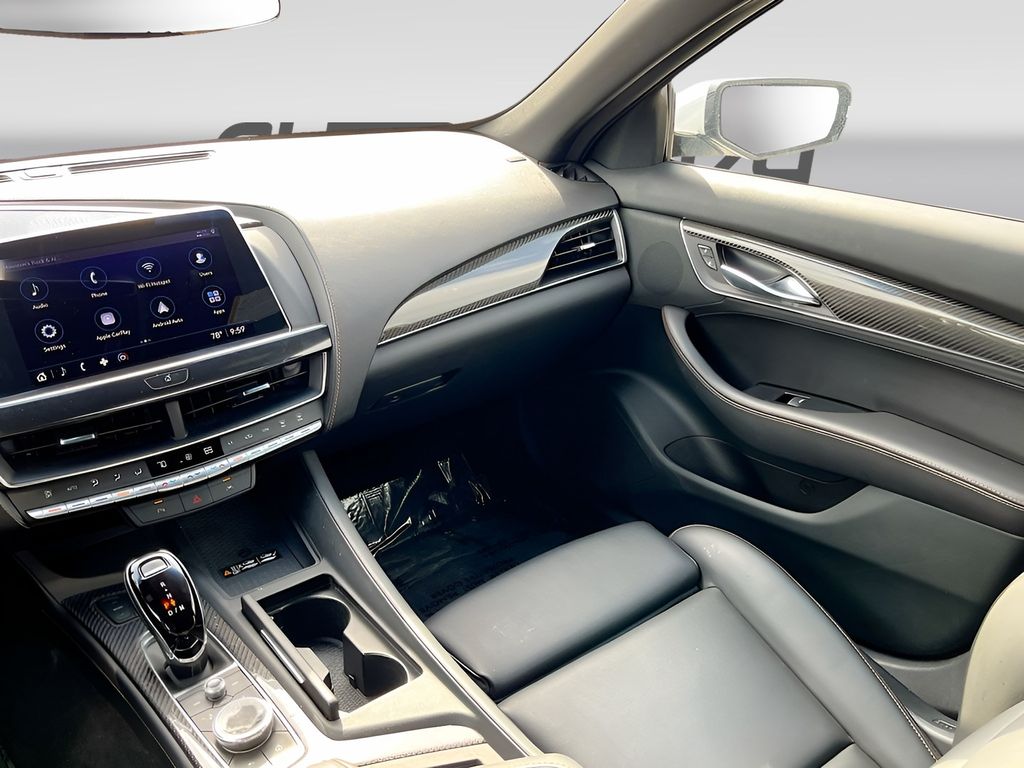 Used 2024 White Cadillac Sport image 21