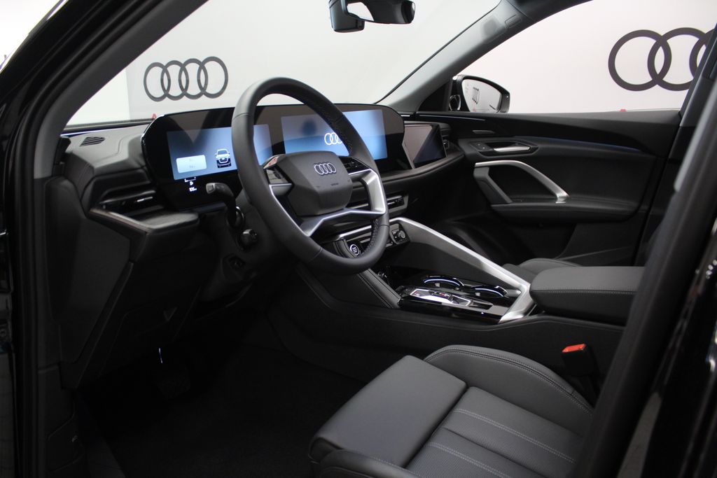 Thumbnail: 2026 Audi Q5 - 11