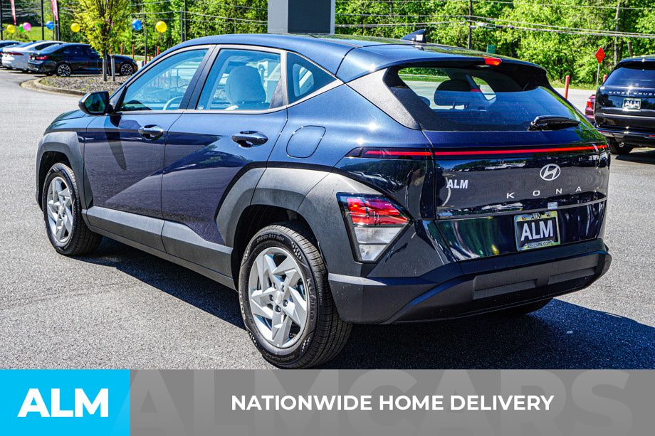 Used 2026 Blue Hyundai SE image 5