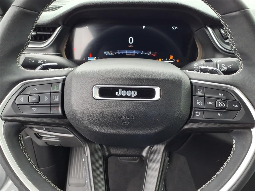 used 2023 Jeep Grand Cherokee car, priced at $32,900