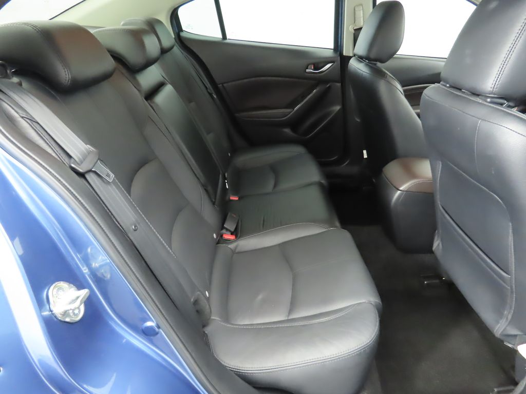 Thumbnail: 2018 Mazda Mazda3 - 22