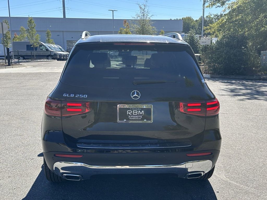 2024 Mercedes-Benz GLB GLB 250 7