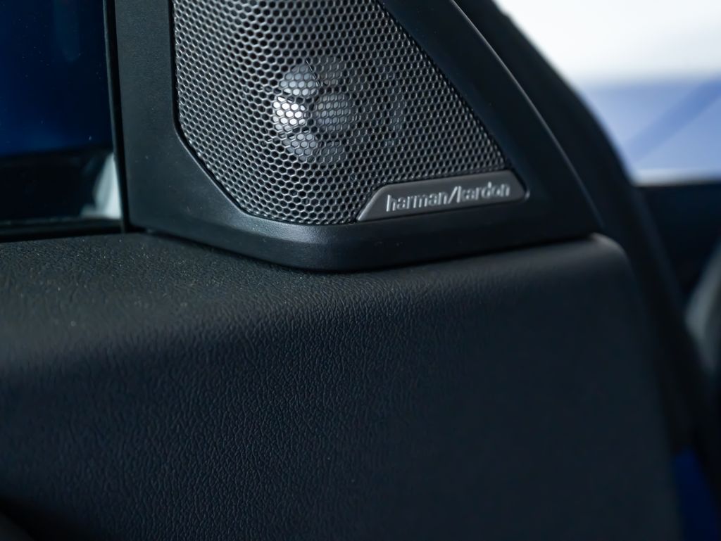 Used 2025 Blue BMW  image 13