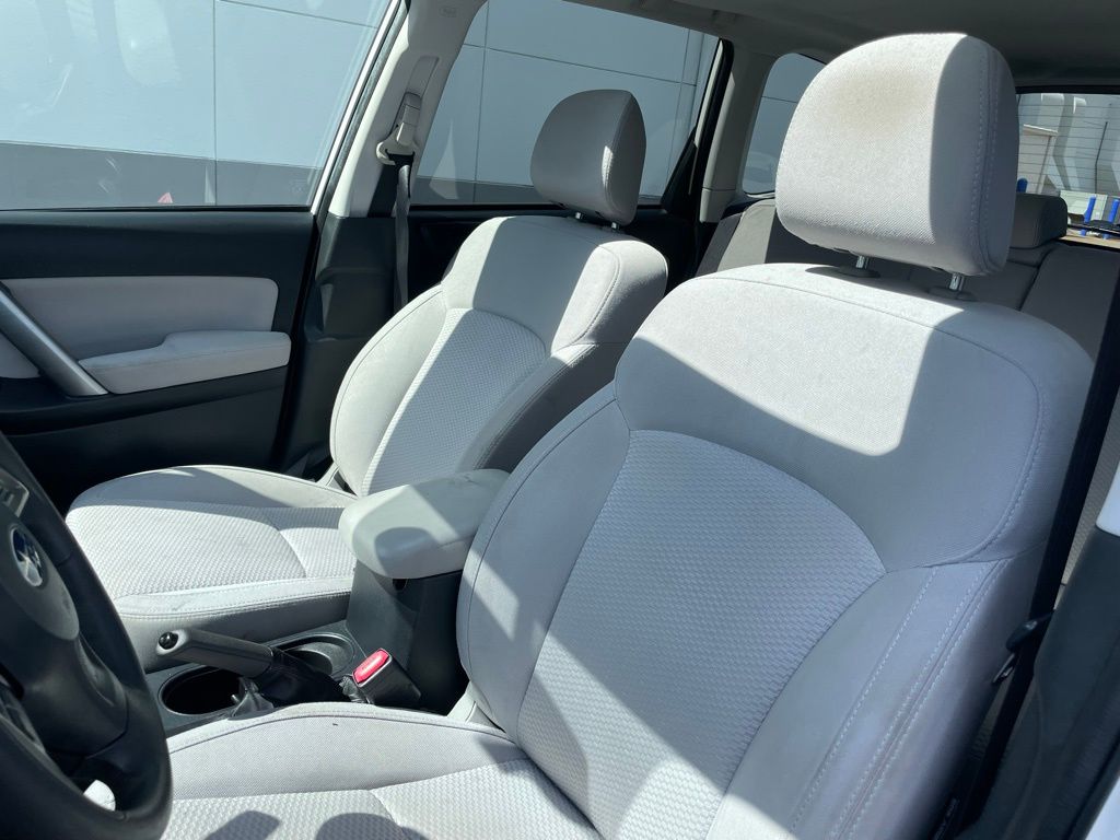 Thumbnail: 2015 Subaru Forester - 25