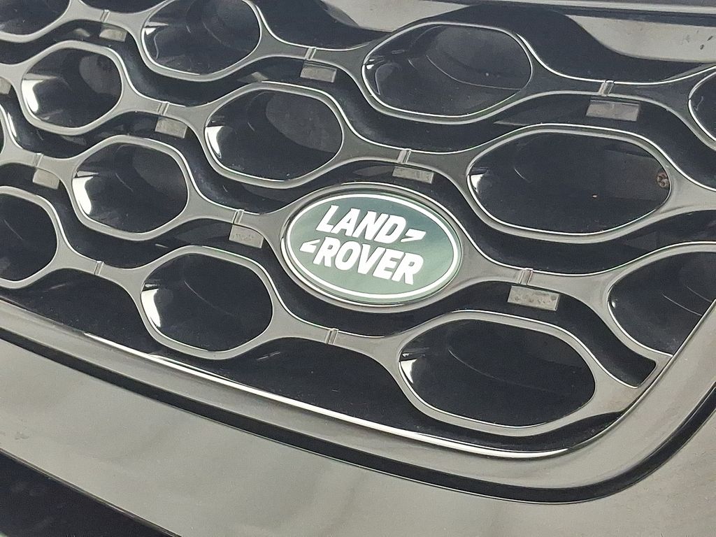 Thumbnail: 2025 Land Rover Discovery Sport - 29