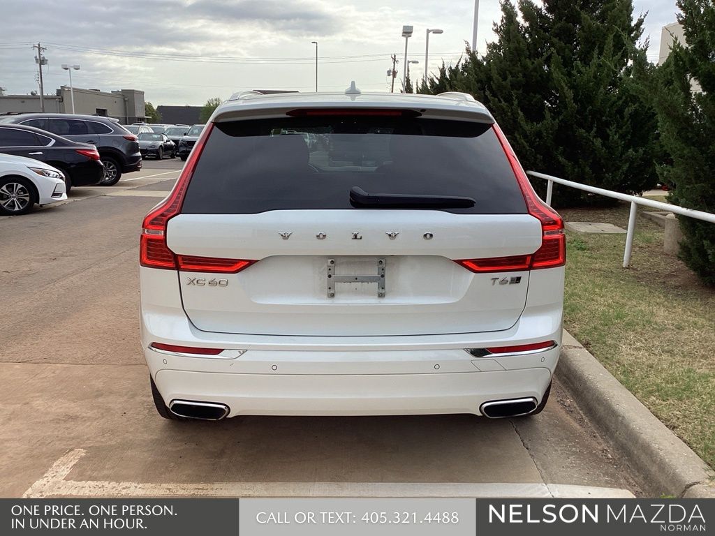 Used 2020 White Volvo T6 Inscription image 7