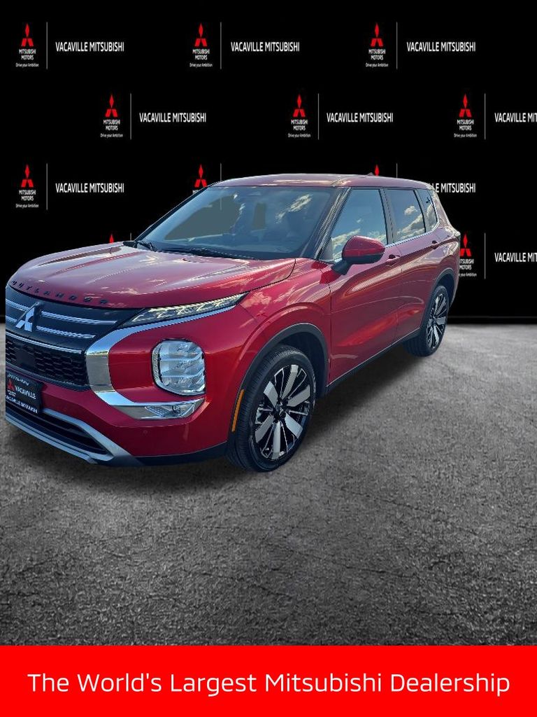 2026 Mitsubishi Outlander SE