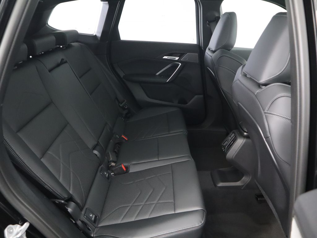 Thumbnail: 2026 BMW X1 - 23