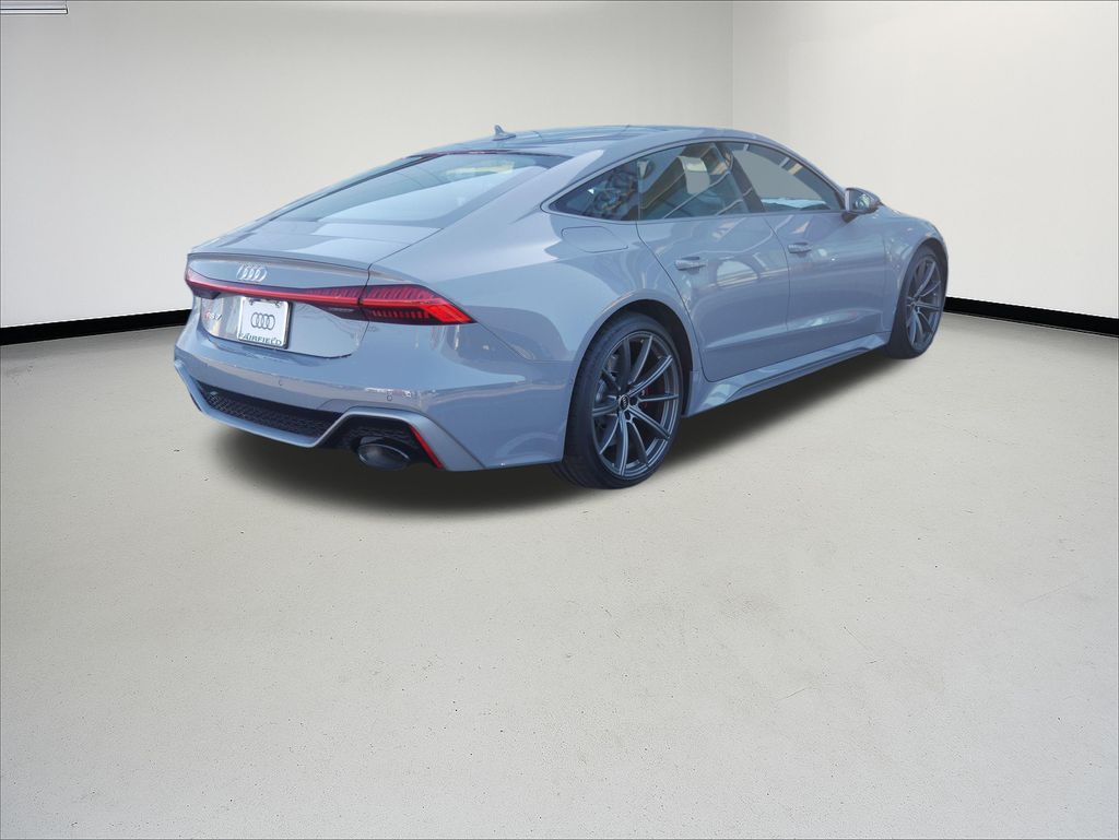 Thumbnail: 2026 Audi RS 7 - 4