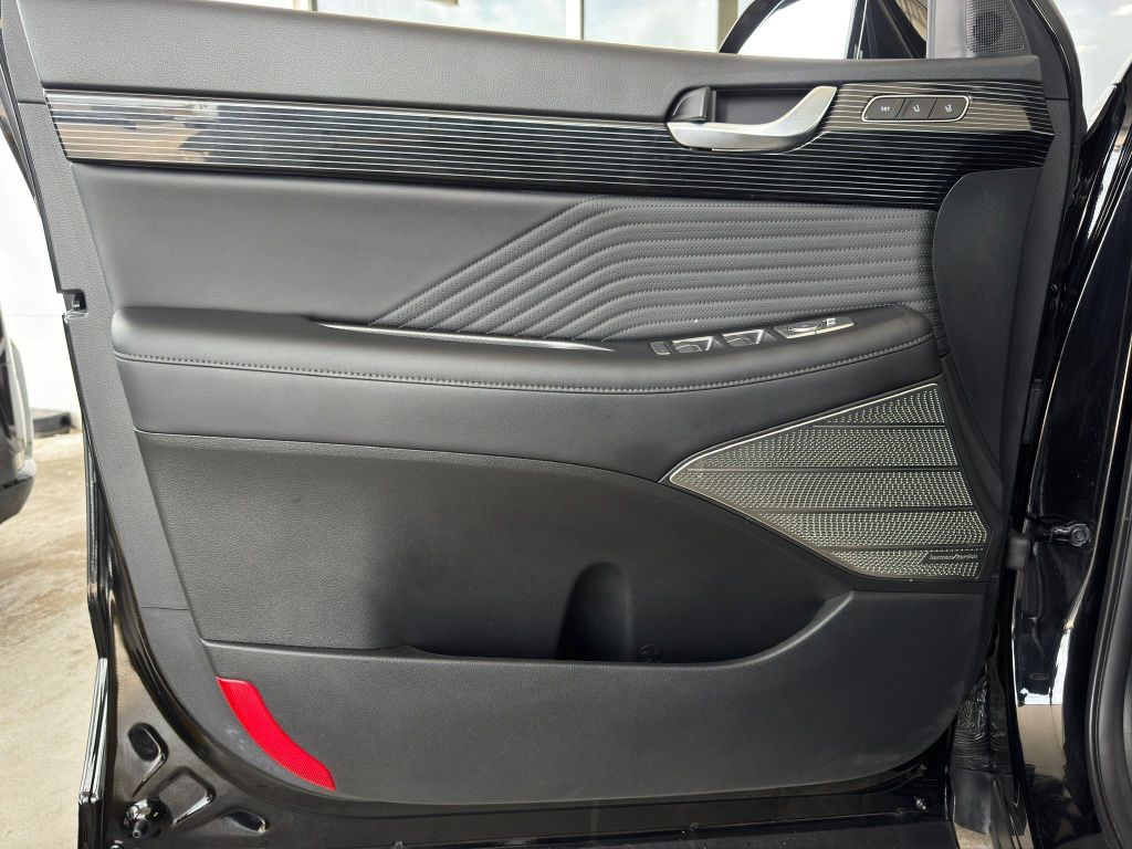 2024 Hyundai Palisade Calligraphy Night Edition Black at Don McGill Toyota
