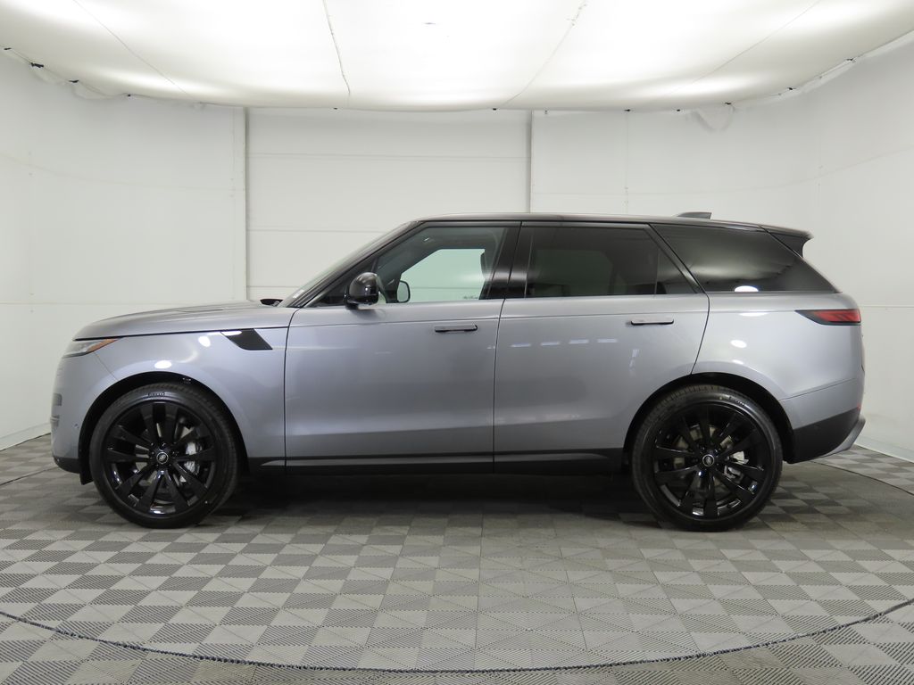 2025 Land Rover Range Rover Sport SE 8