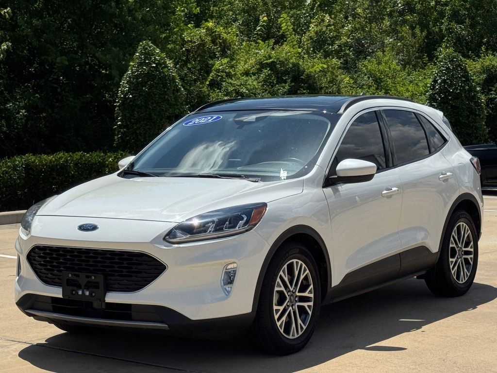 2021 Ford Escape SEL White at Toyota of Victoria