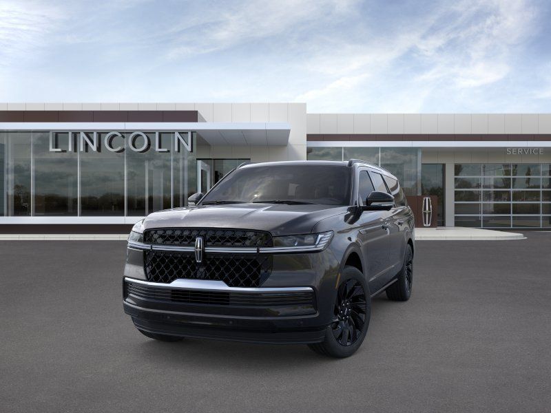 Thumbnail: 2026 Lincoln Navigator L - 2