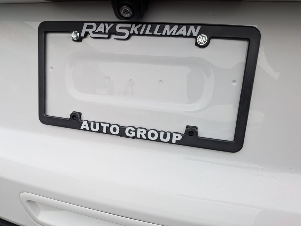 Used 2023 White Chevrolet RST image 25