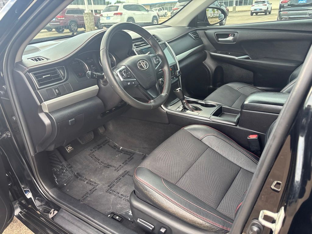 2017 Toyota Camry SE Black at Gullo Toyota