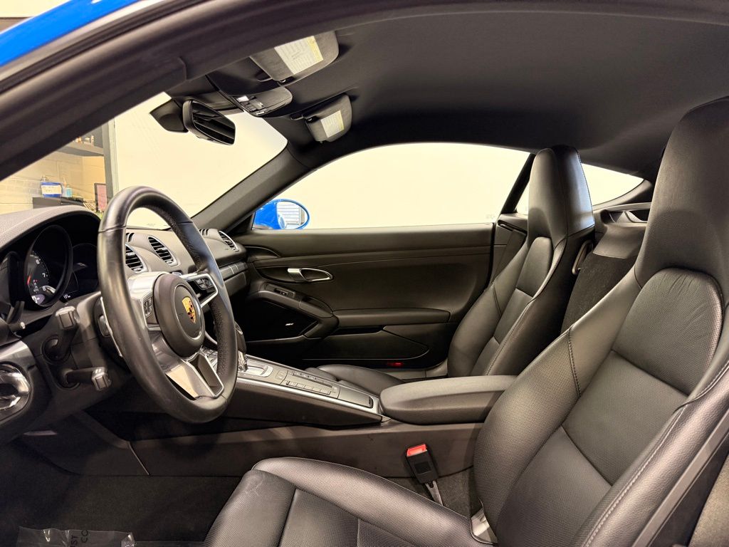 Thumbnail: 2022 Porsche 718 Cayman - 12