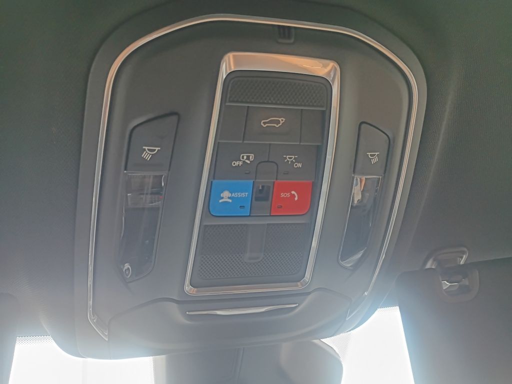 Used Car 2021 Jeep Grand Cherokee L  Altitude For Sale Under $25,000 In Austin, Texas