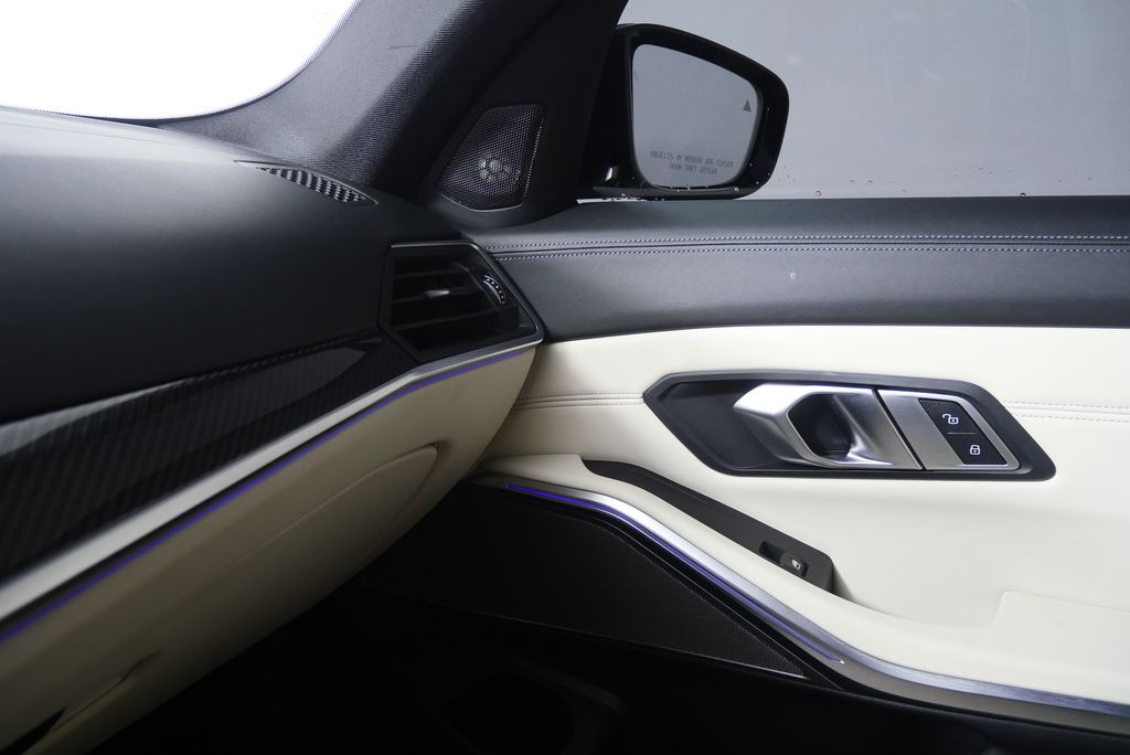 Thumbnail: 2022 BMW M3 - 29