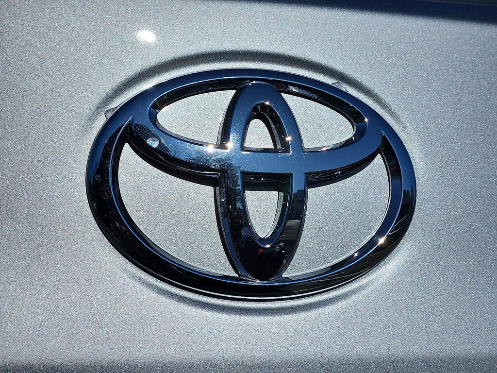 Thumbnail: 2025 Toyota Corolla Cross - 30